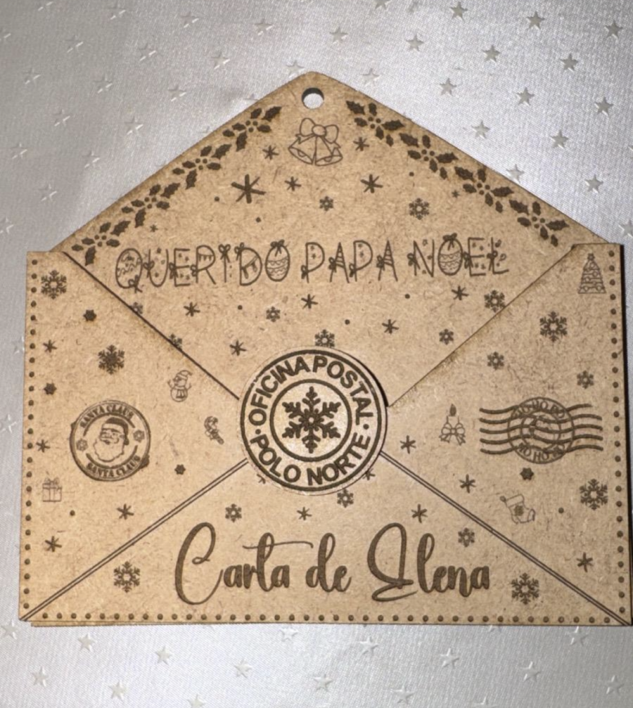 Sobre de Papá Noel de madera personalizado